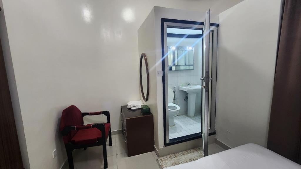 Qurum Beach Hotel Mascate Exterior foto
